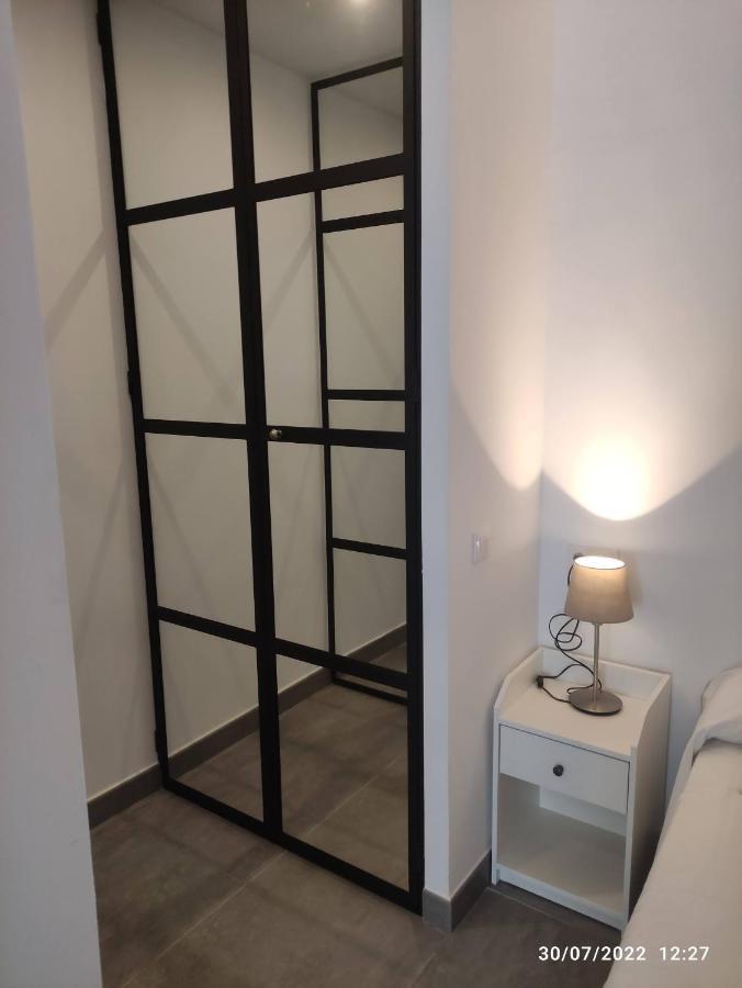 Complejo Pinta18 At1, At2 Y At3 Apartment Seville Exterior photo
