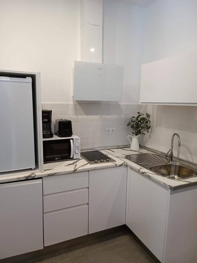 Complejo Pinta18 At1, At2 Y At3 Apartment Seville Exterior photo
